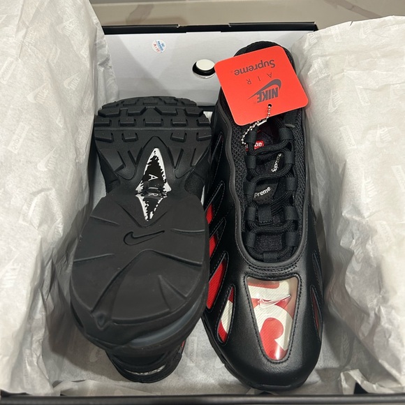 Supreme Nike Air Max 96 Black! (New With Box)